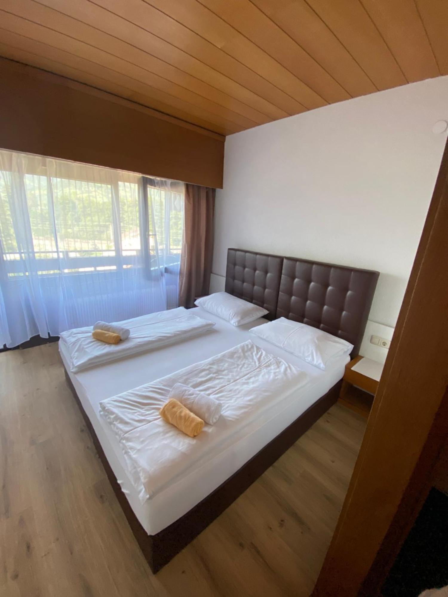 Hotel Marina Alpen Haus Zell am See Esterno foto